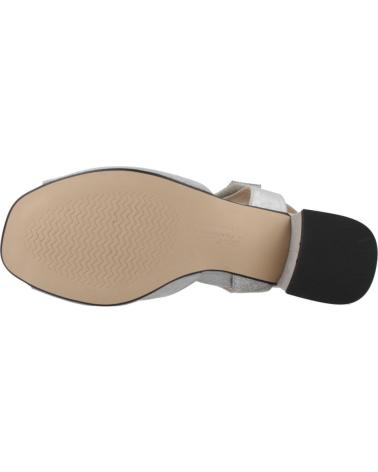 Sandali per Donna PIESANTO SALONES MUJER MODELO 250288P COLOR GRIS PERLA