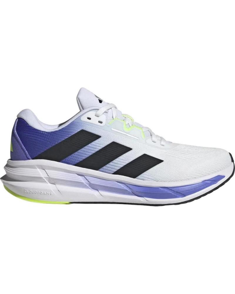 Man Trainers ADIDAS MODELO QUESTAR 3 M PARA HOMBRE BLANCO