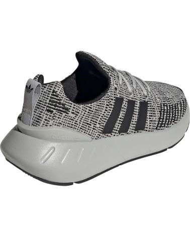 Sportivo-De-Hombre-ADIDAS-MODELO-SWIFT-RUN-22-J-PARA-KIDS-GRIS
