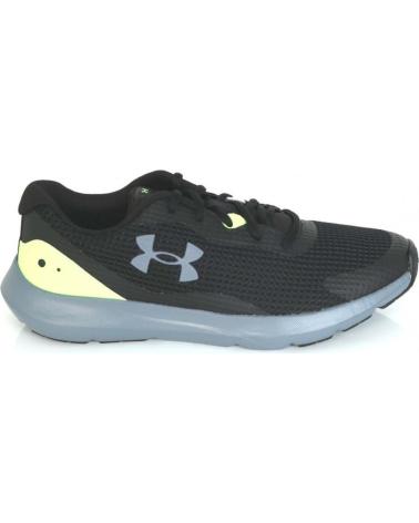 Deportivas de Hombre under armour MODELO UA SURGE 3-BLK 9 P NEGRO