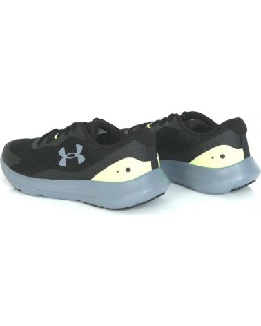 Deportivas de Hombre under armour MODELO UA SURGE 3-BLK 9 P NEGRO