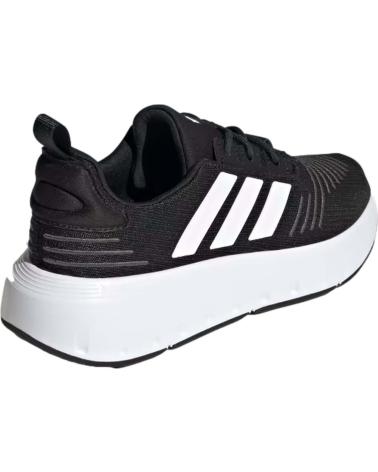 Esportes  de Mulher e Menina e Menino ADIDAS MODELO SWIFT RUN23 J PARA KIDS NEGRO