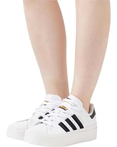 Sportivo per Donna ADIDAS ZAPATILLAS SUPERSTAR BONEGA PARA MUJER EN COLOR BLANCO