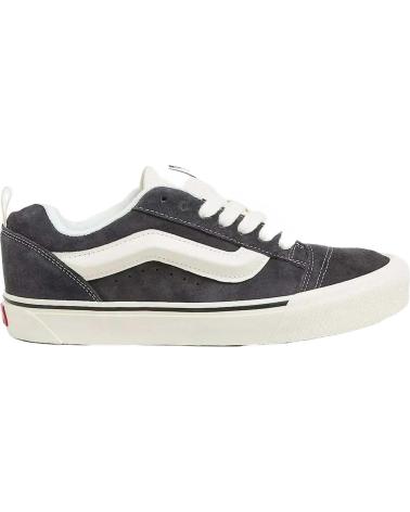 Sportif pour Femme et Homme VANS OFF THE WALL VANS MODELO KNU SKOOL PIG SUEDE GRAY PARA HOMBRE COLOR GRIS