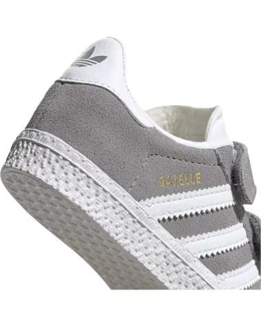 Sportschuhe für Mädchen und Junge ADIDAS ZAPATILLAS GAZELLE PARA BEBE EN COLOR GRIS GRIS