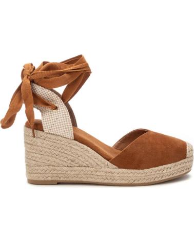 Sandalias de Mujer XTI 130354 CAMEL