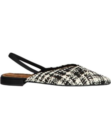 Sandali-De-Mujer-CORINA-ZAPATO-PLANO-DESTALONADO-PARA-MUJER-M5262-COLOR-NEGR-NEGRO