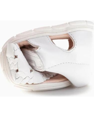 PABLOSKY SANDALIAS DE PIEL CON TALÓN CERRADO BEBÉ BLANCO BLANCO