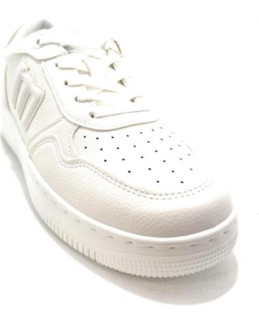 Deportivas-De-Mujer-MTNG-DEPORTES-CLASSIC-MUSTANG-PISO-GRUESO-COR-BLANCO