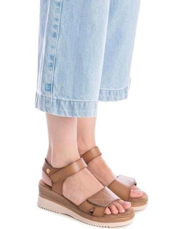 Sandalen für Damen XTI SANDALIA VELCROS CUNA 5 CM MARRóN