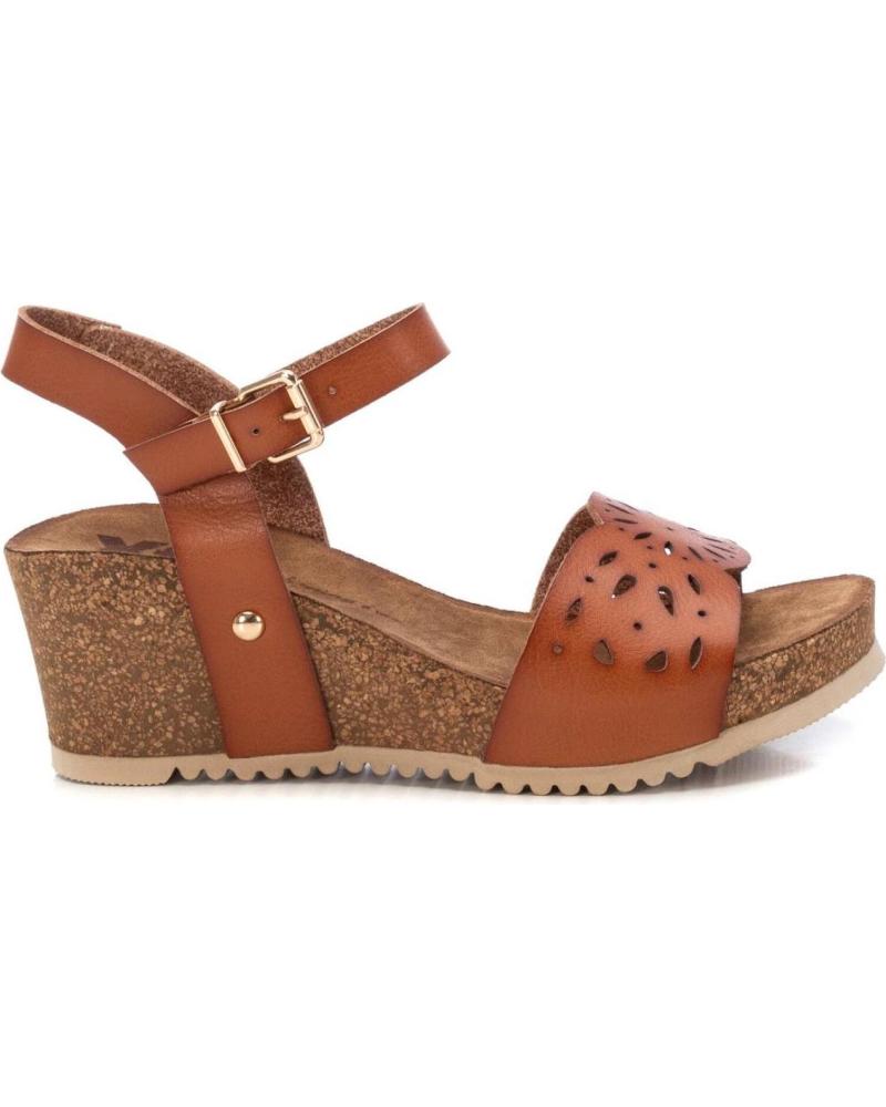 Sandali per Donna XTI 130281 CAMEL