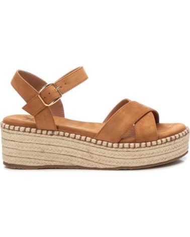 Sandales pour Femme XTI 130378 CAMEL
