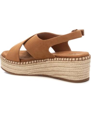 Sandalen für Damen XTI 130382 CAMEL