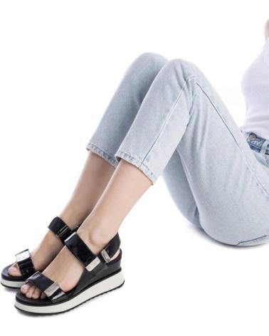 Sandales pour Femme XTI 143847 NEGRO