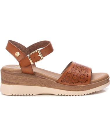 Sandales pour Femme XTI 143850 CAMEL