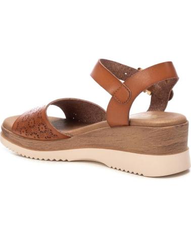 Sandales pour Femme XTI 143850 CAMEL