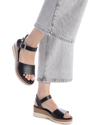 Woman Sandals XTI 143850 NEGRO