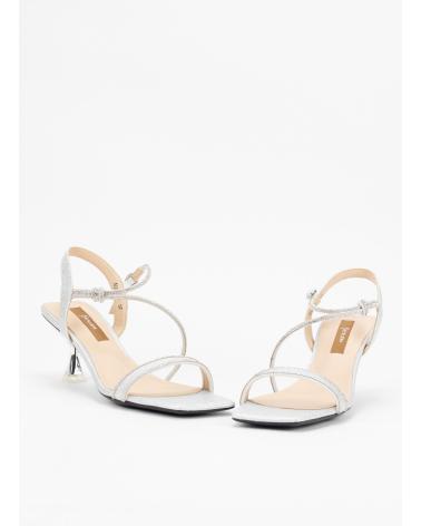 Sandali per Donna KESLEM SANDALIAS EN COLOR PARA PLATA