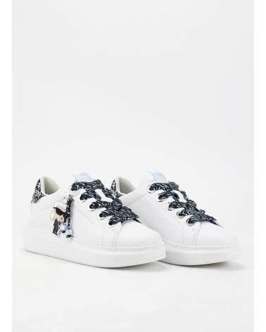 Esportes  de Mulher KARL LAGERFELD ZAPATILLAS KAPRI KEYCHAIN KARL LO BLANCO
