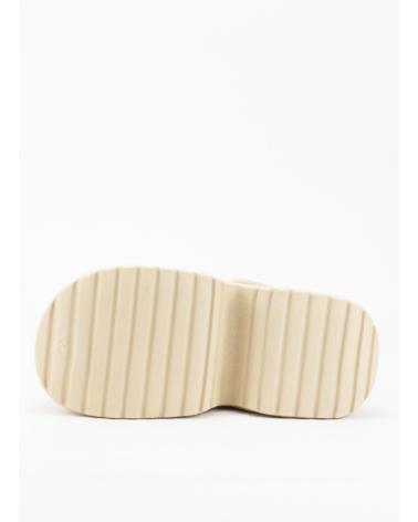 Zuecos de Mujer KESLEM CHANCLA G2439 BEIGE