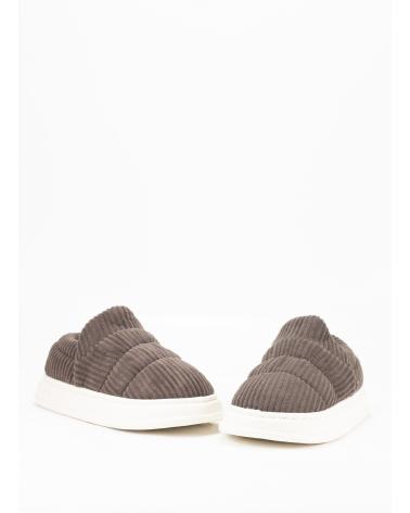 Pantufas de Homem KESLEM 9843 MARRON