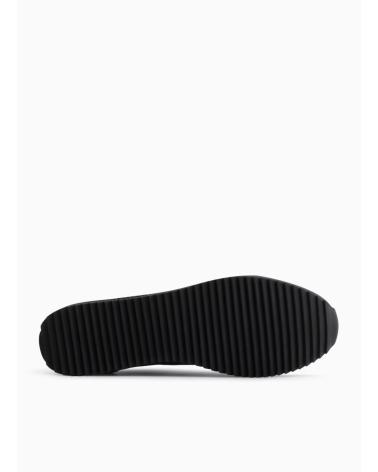 Man Trainers EMPORIO ARMANI X8X027 NEGRO