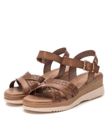 Sandales pour Femme XTI 143851 TAUPE