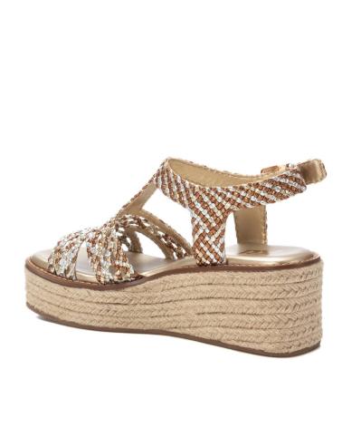 Sandalias de Mujer XTI 143942 ORO