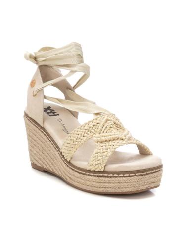 Woman Sandals XTI 144058 ORO