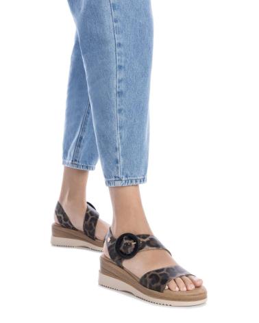 Woman Sandals XTI 144597 TAUPE