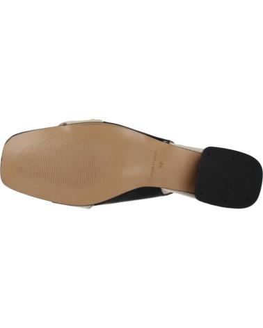 JONI SALONES DESTALONADOS CON HEBILLA MODELO 28246J NEGRO