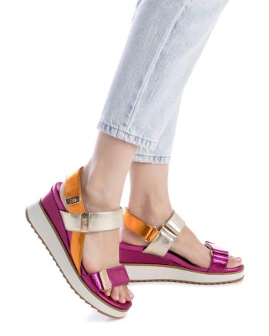 Sandales pour Femme XTI 143882 FUCSIA