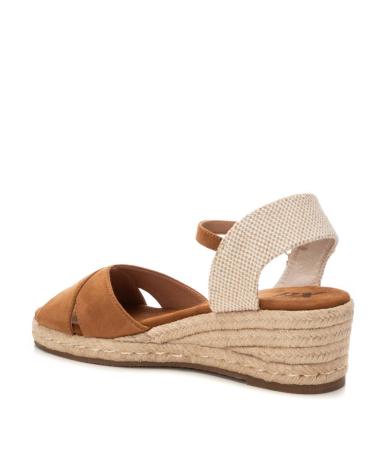 Sandales pour Femme XTI 144110 CAMEL