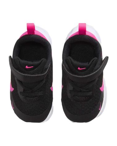 Schuhe für Mädchen und Junge NIKE ZAPATILLAS REVOLUTION 7 PARA NINOS UNISEX EN COLOR NEGRO NEGRO