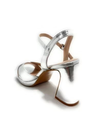 Sandalen für Damen KISS LEISS ELEGANTE SANDALETTEN MIT ABSATZ UND GEKREUZTEN RIEMEN IN SILBER PLATEADO
