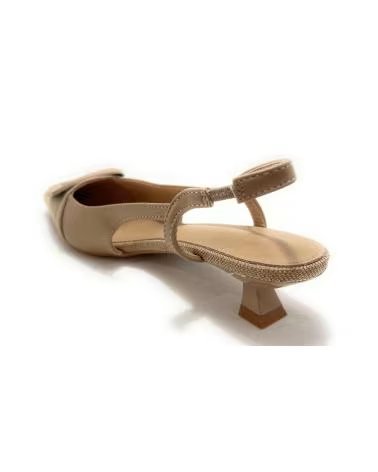 Zapatos de Mujer BUONAROTTI SALÓN DESTALONADOS TACÓN BAJO CON HEBILLA MARRóN