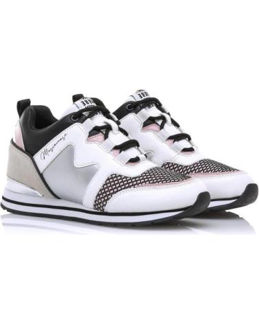 Sapatilhas de Mulher MTNG DEPORTIVOS MUSTANG ELKE VARIOS 68211 GRIS