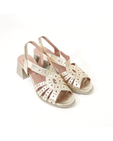PITILLOS 10530 LEATHER METALLIC GOLD LOW HEEL SANDAL AMARILLO