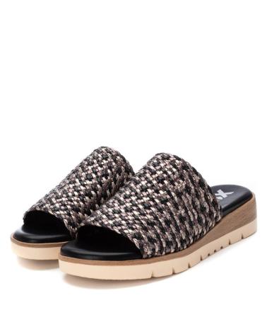 Chaussures compensées pour Femme XTI 143881 NEGRO