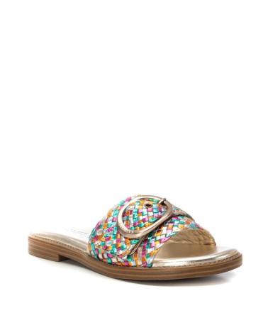 Sandales pour Femme CARMELA SANDALIA PALA PLANA EN PIEL CON ACABADO METALICO MULTICOLOR