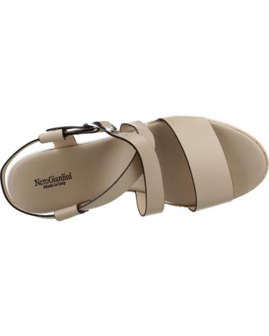 Sandales pour Femme NERO GIARDINI SANDALIAS MUJER MODELO E513550D COLOR MARRON CLARO 453