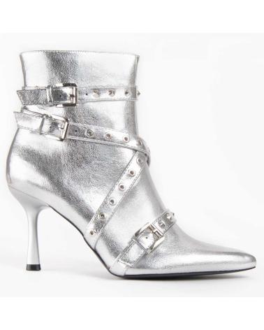 Botas-De-Mujer-MONTEVITA-BOTIM MONTEVITA BOTINIA14 COM FIVELAS E TACHAS COR PRATA-SILVER