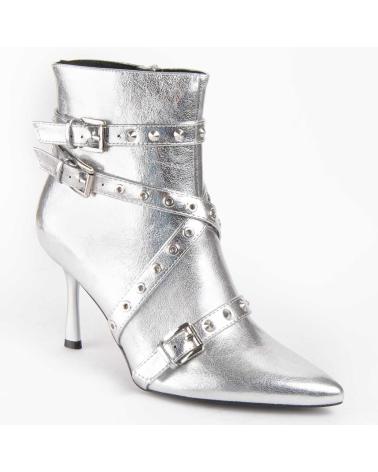Botas-De-Mujer-MONTEVITA-BOTIM MONTEVITA BOTINIA14 COM FIVELAS E TACHAS COR PRATA-SILVER