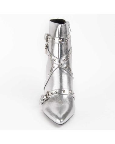 Botas-De-Mujer-MONTEVITA-BOTIM MONTEVITA BOTINIA14 COM FIVELAS E TACHAS COR PRATA-SILVER