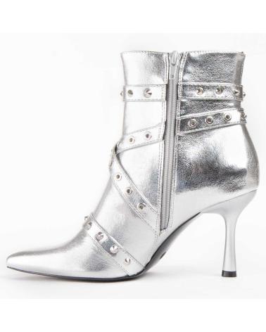 Botas-De-Mujer-MONTEVITA-BOTIM MONTEVITA BOTINIA14 COM FIVELAS E TACHAS COR PRATA-SILVER