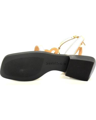 Sandalias de Mujer GIOSEPPO SANDALIA CASUAL DE PIEL CON SUELA DE GOMA PLATINO