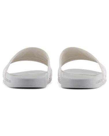 Chanclas-De-Hombre-EMPORIO-ARMANI-CHANCLA-PALA-MEN-ARMANI-108-V25-AMCEMV2508DD-GRIS