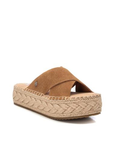 Woman Sandals XTI 143640 CAMEL