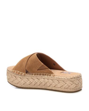 Woman Sandals XTI 143640 CAMEL