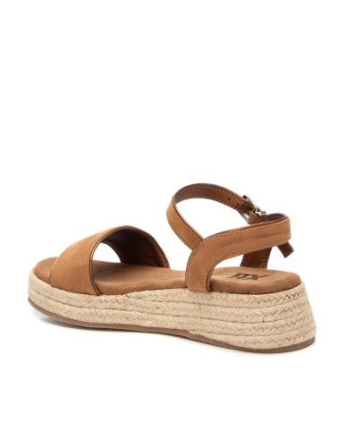 Sandalen für Damen XTI 130244 CAMEL